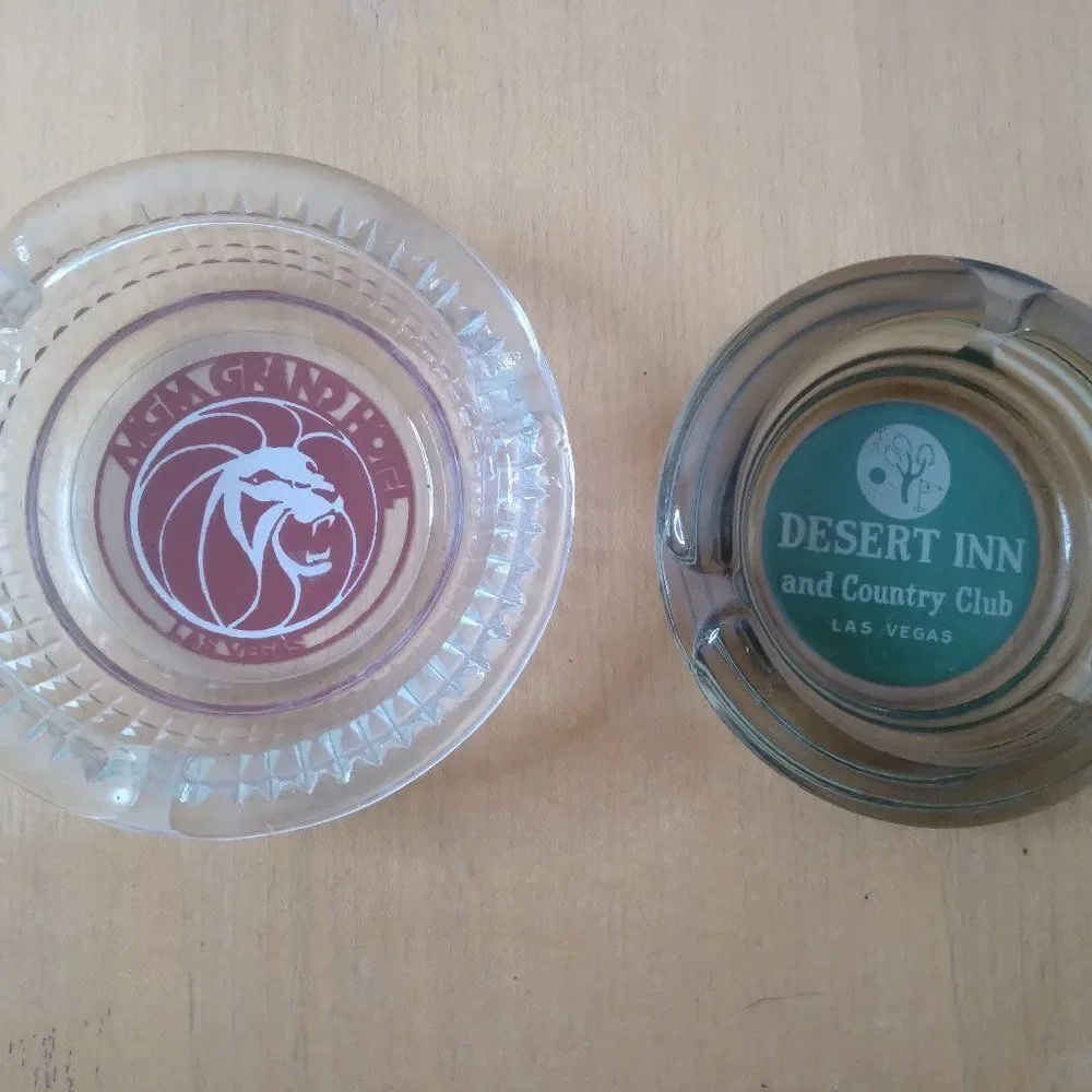 Vintage MGM Grand Hotel Desert Inn Ashtrays Glass (2)